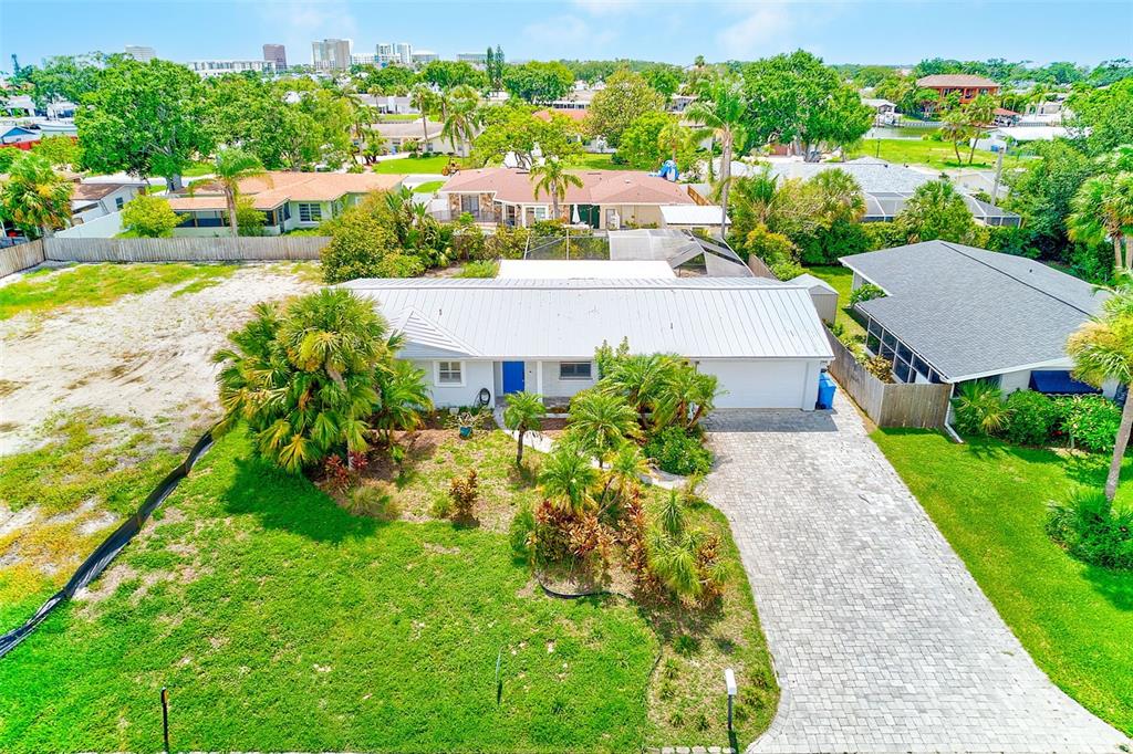 3928 E EDEN ROC CIRCLE