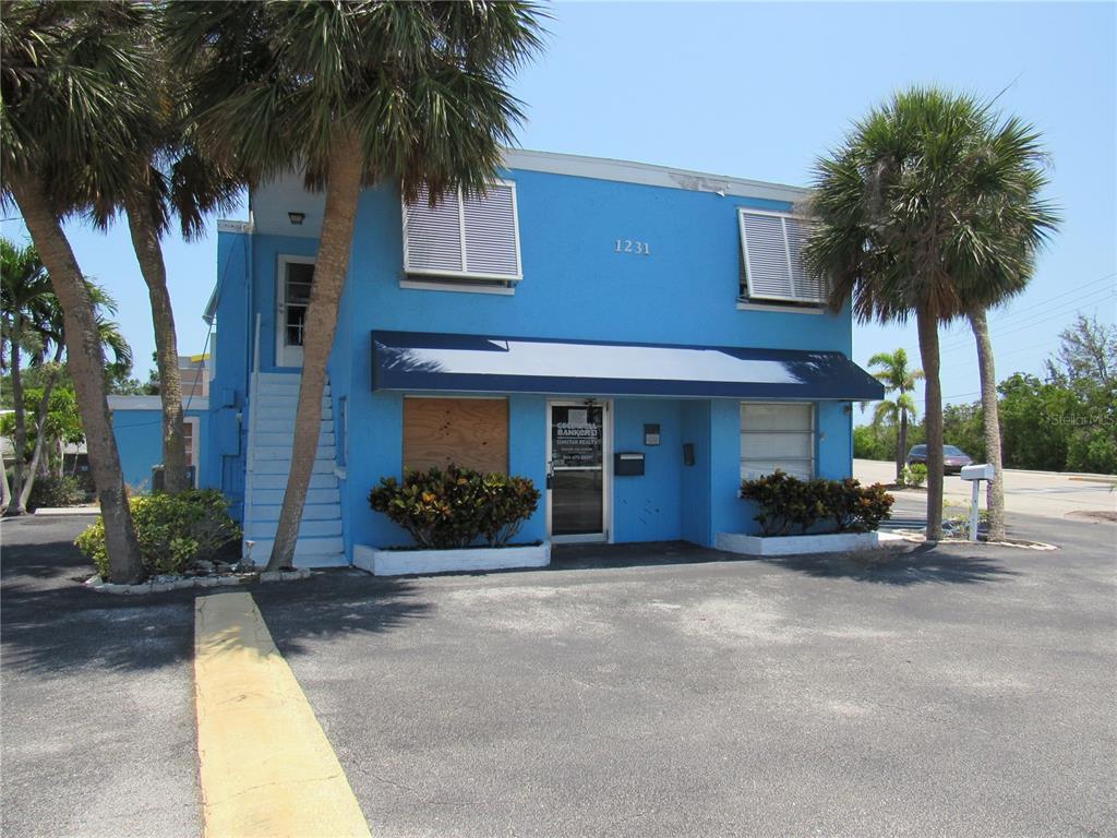 1231 BEACH ROAD