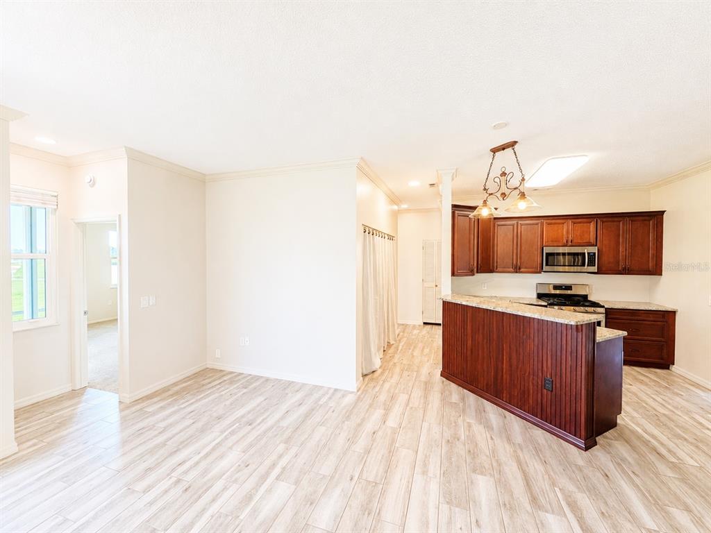 834 SPRINGWOOD CIRCLE, BRADENTON, FL — photo 5 of 20