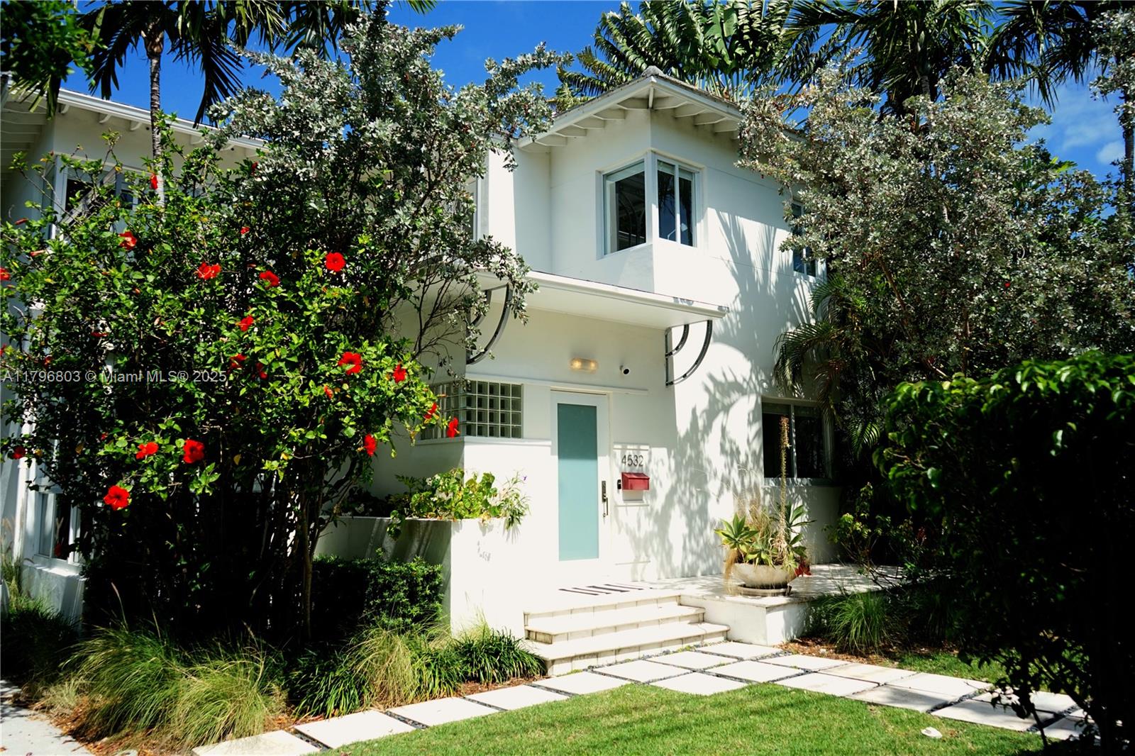 4532 Sheridan Ave, Miami Beach FL 33140