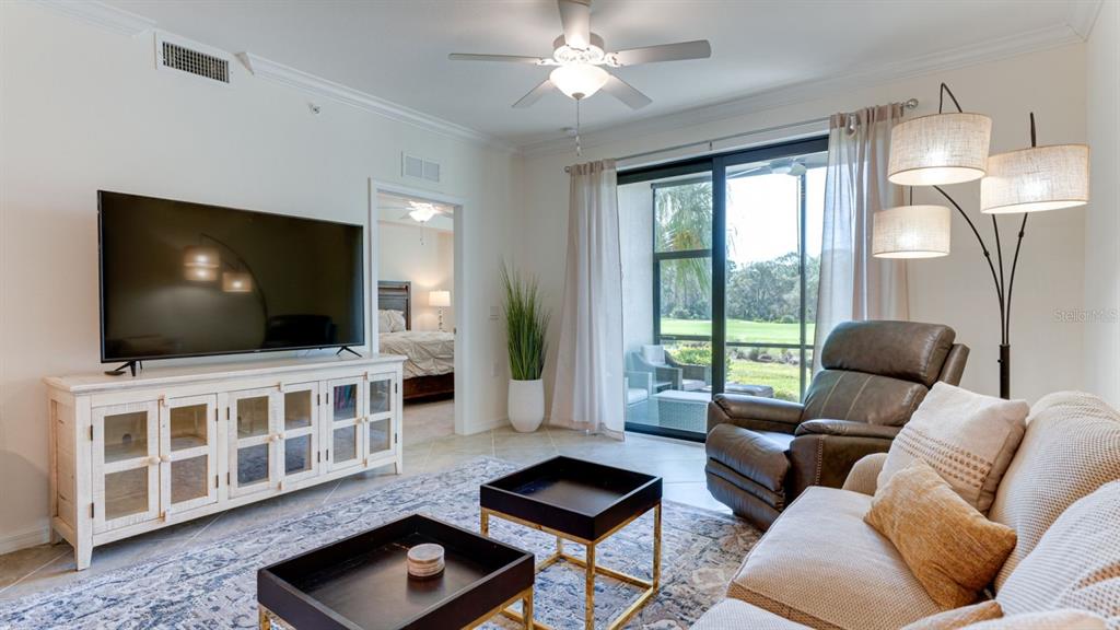 17510 GAWTHROP DRIVE UNIT 105, BRADENTON, FL — photo 4 of 30