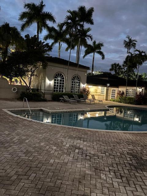 9959 Nob Hill Place, Sunrise FL 33351