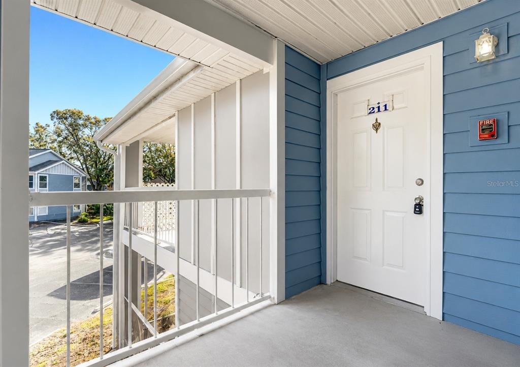 2585 GRASSY POINT DRIVE UNIT 211