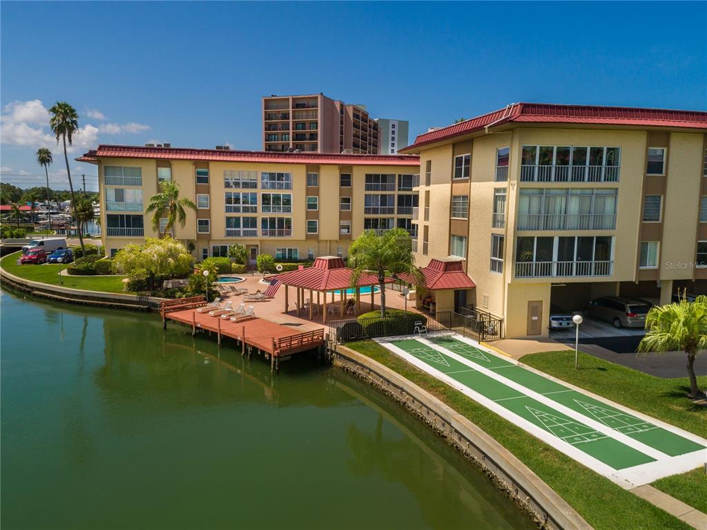 121 ISLAND WAY UNIT 334