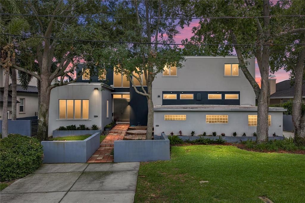 838 MONTEREY BOULEVARD NE
