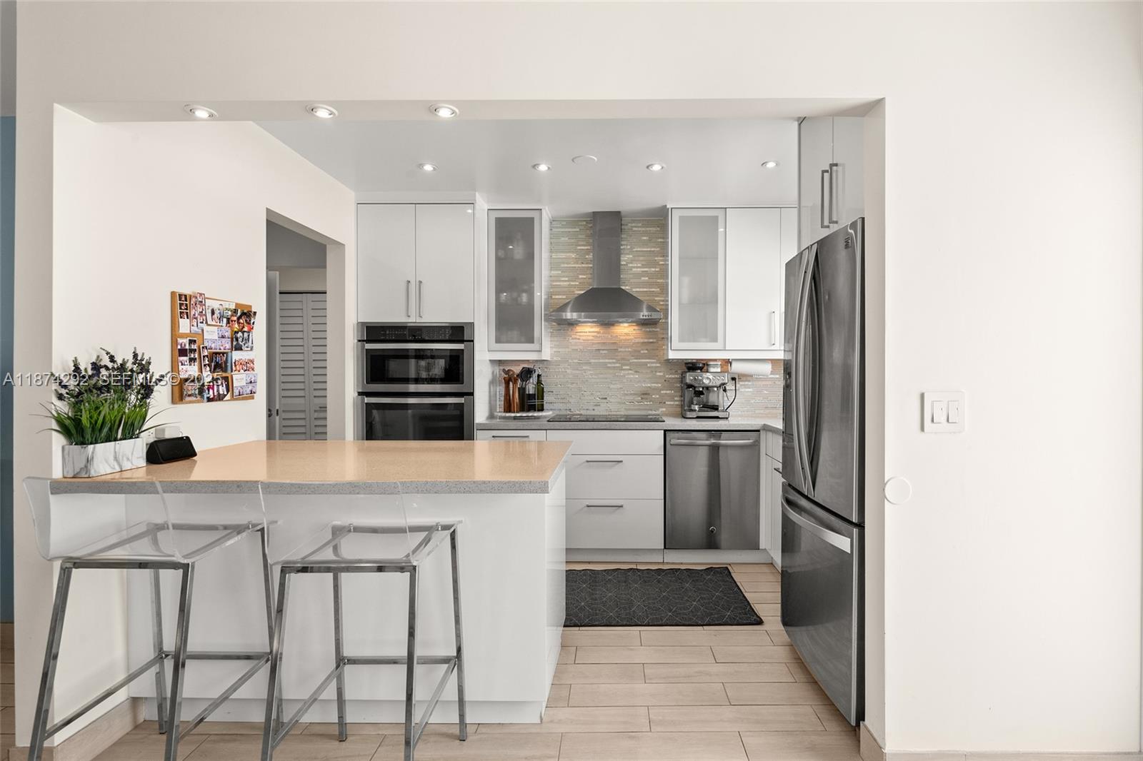 1519 Drexel Ave # 402, Miami Beach FL 33139