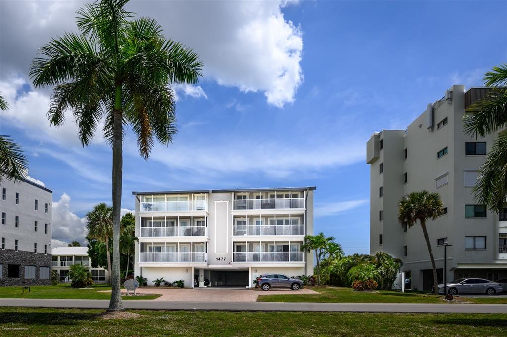 1477 PARK BEACH CIRCLE UNIT 11