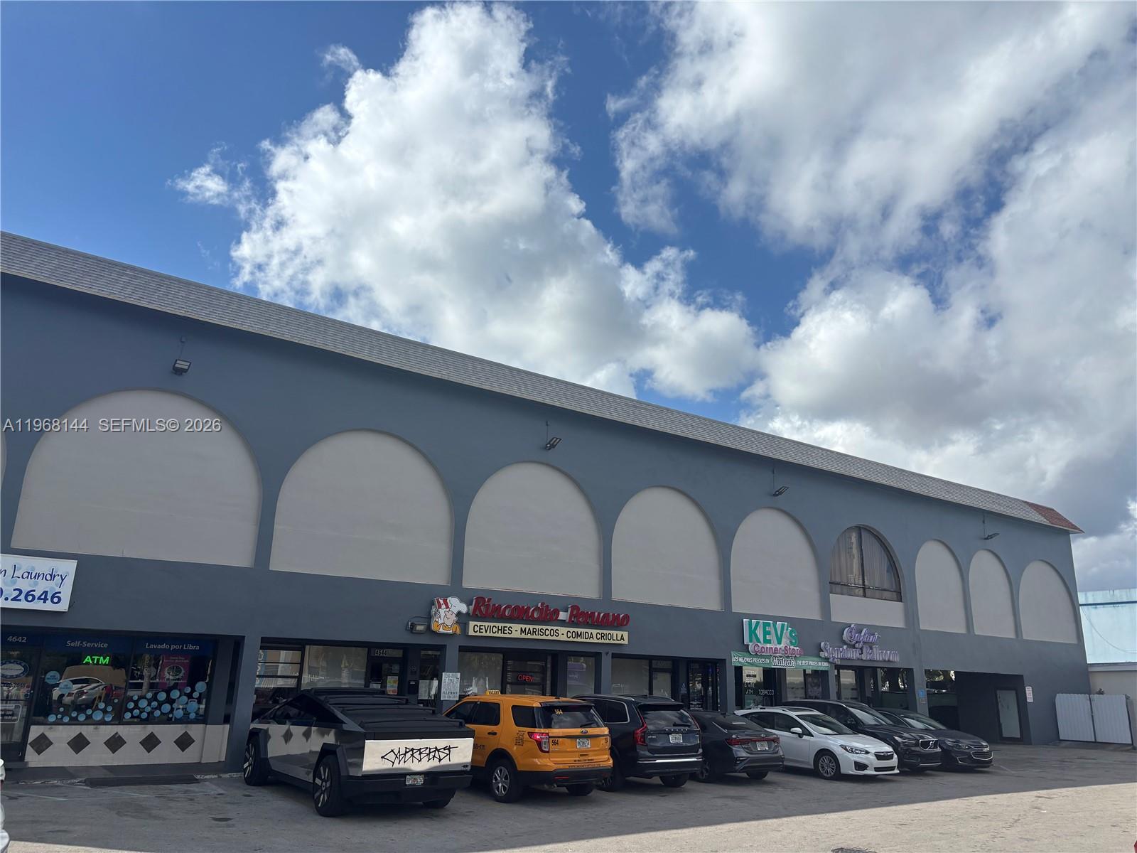 4658 Palm Ave, Hialeah FL 33012
