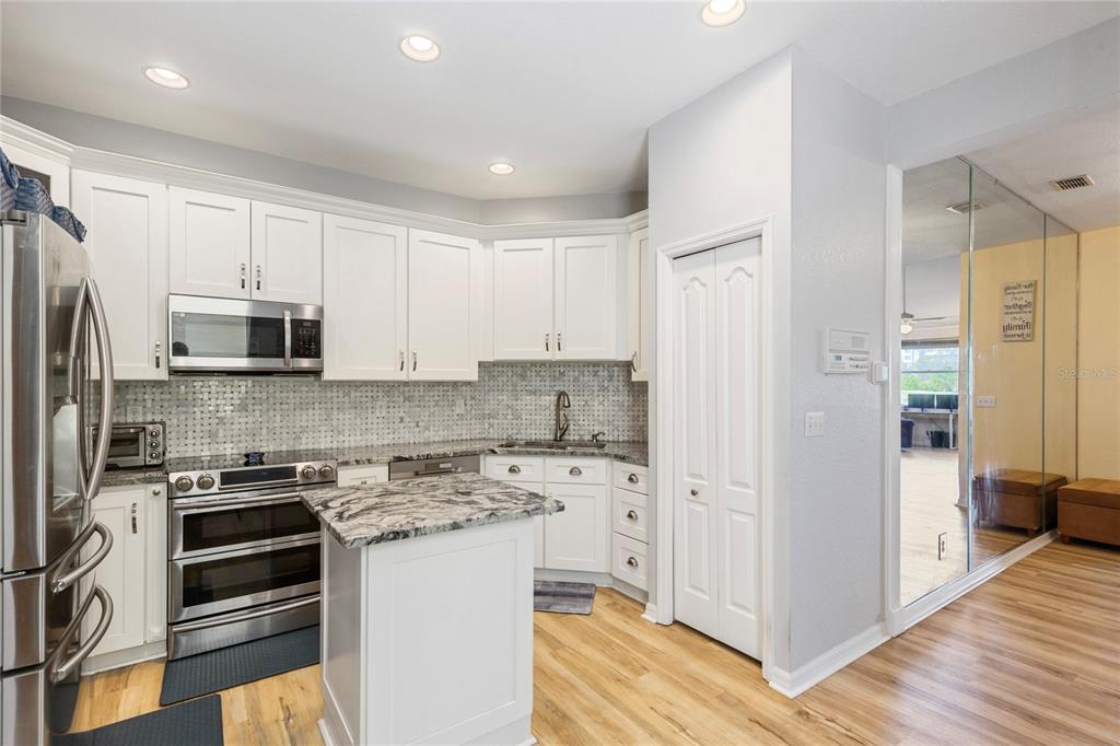 1050 STARKEY ROAD UNIT 2102, LARGO, FL — photo 4 of 30
