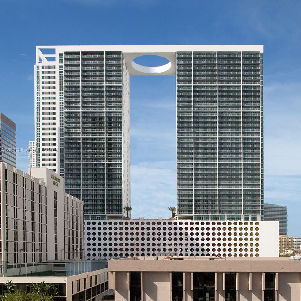 500 Brickell Ave # 1808, Miami FL 33131