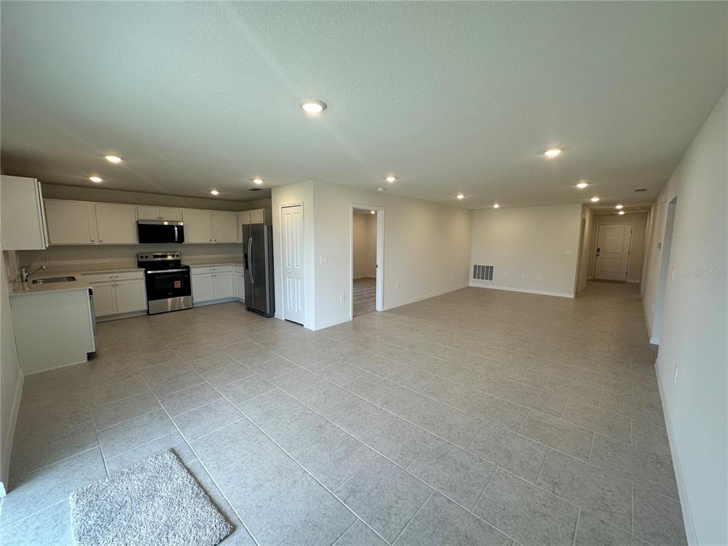 260 SPINDLEWOOD BOULEVARD, DUNDEE, FL — photo 3 of 10