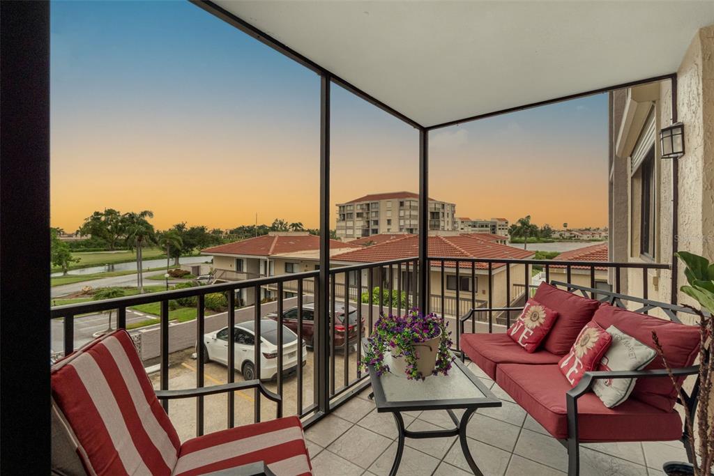6158 PALMA DEL MAR BOULEVARD S UNIT 305