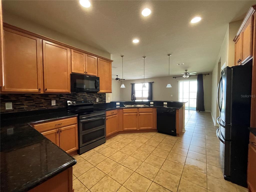 10026 WEATHERS LOOP, CLERMONT, FL — photo 2 of 27
