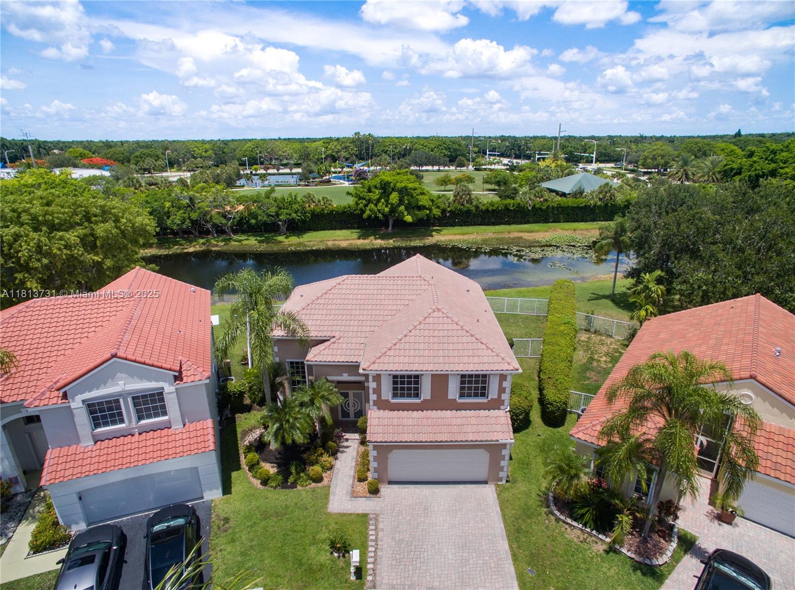 210 Somerset Way, Weston FL 33326