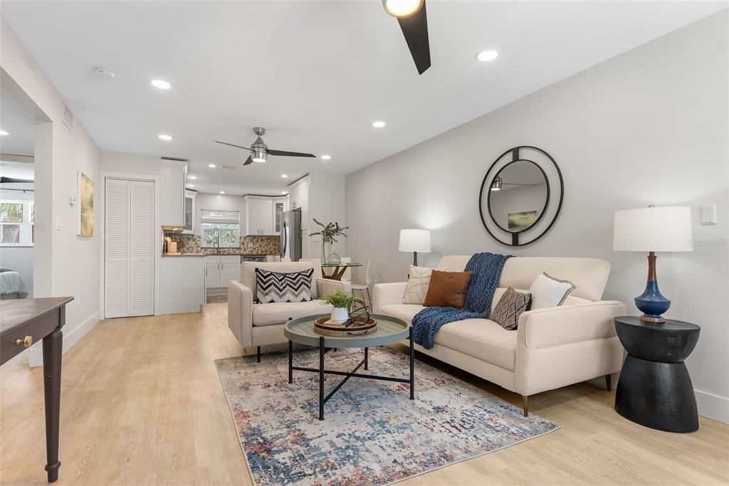 506 71ST AVE UNIT 7, ST PETE BEACH, FL — photo 5 of 30