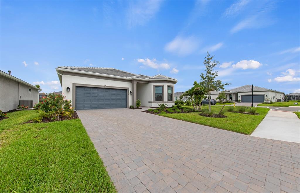 5006 GOLDEN SHORE COURT