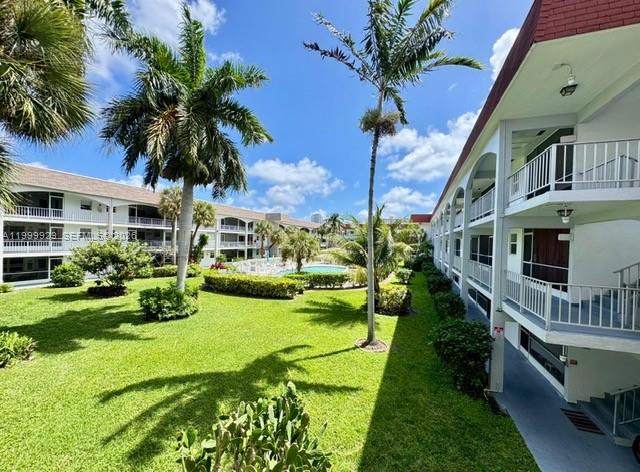 581 Blue Heron Drive # B, Hallandale Beach FL 33009