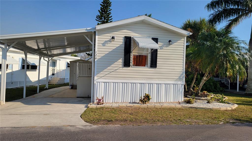126 LAZY LAGOON DRIVE, PUNTA GORDA, FL — photo 2 of 30
