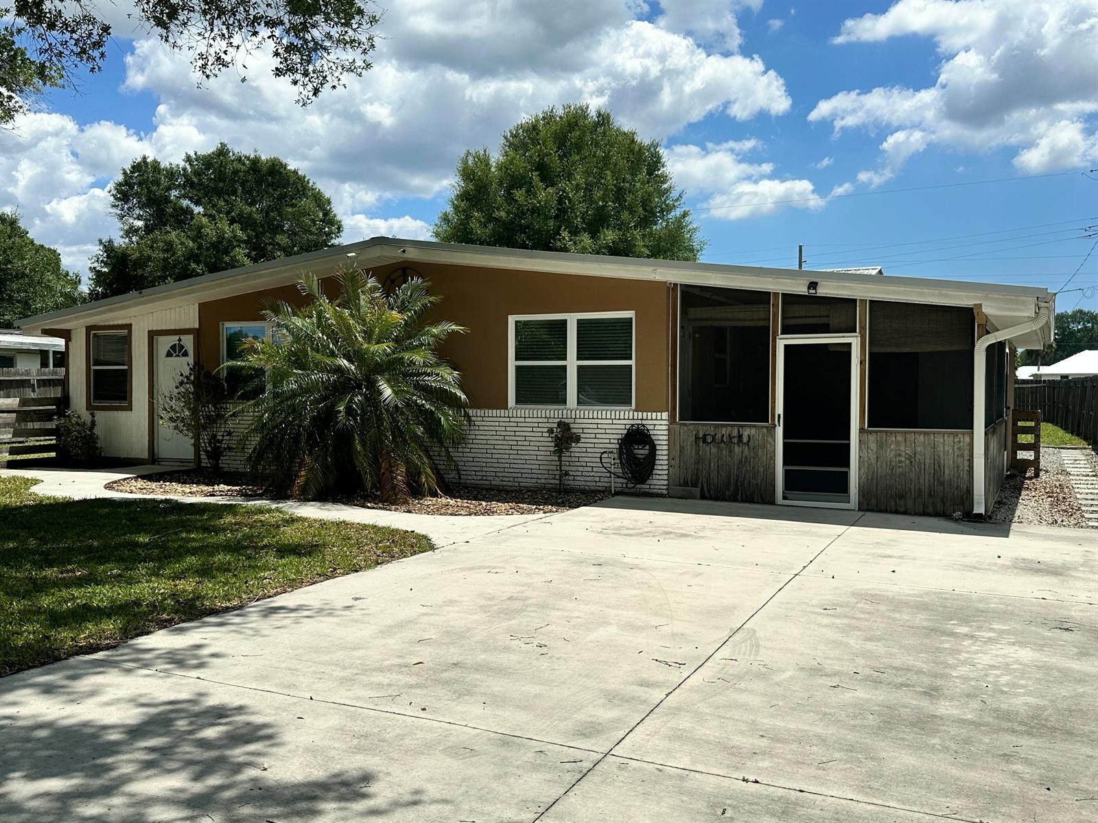 1005 NW 5th Street, Okeechobee FL 34972