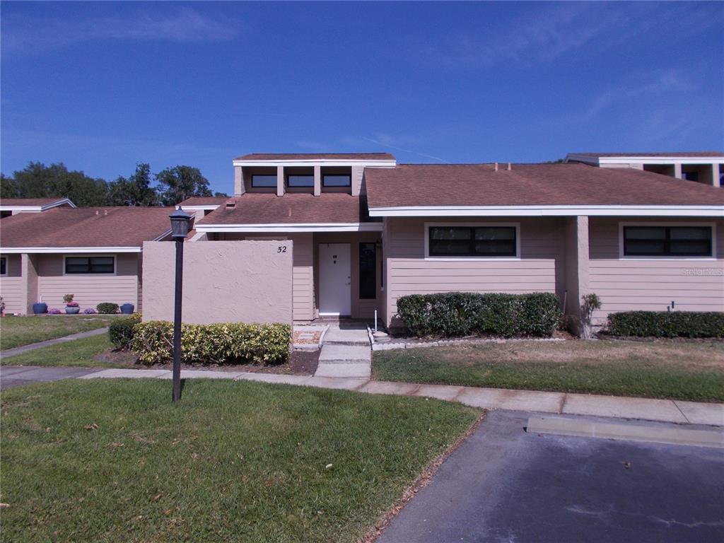 5225 IMPERIAL LAKES BOULEVARD UNIT 52