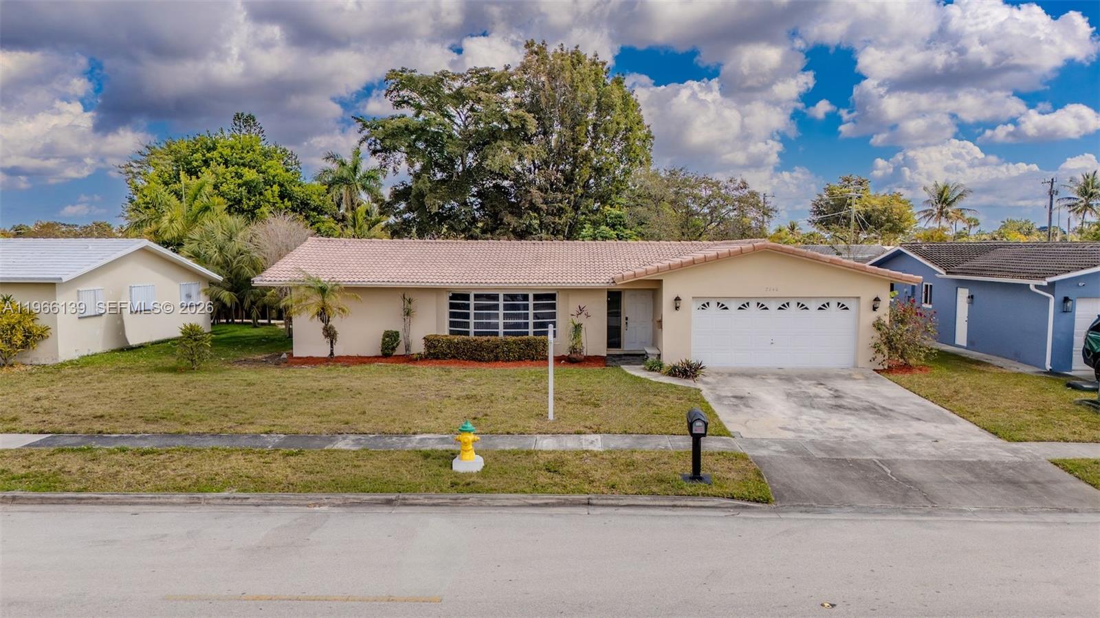 2040 NW 66th Ave, Margate FL 33063