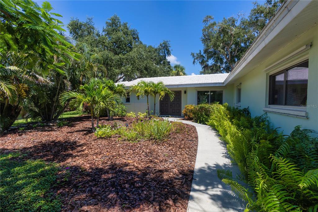 3337 SPRING MILL CIRCLE, SARASOTA, FL — photo 2 of 30