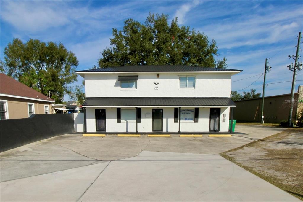 608 DUNDEE ROAD UNIT 1
