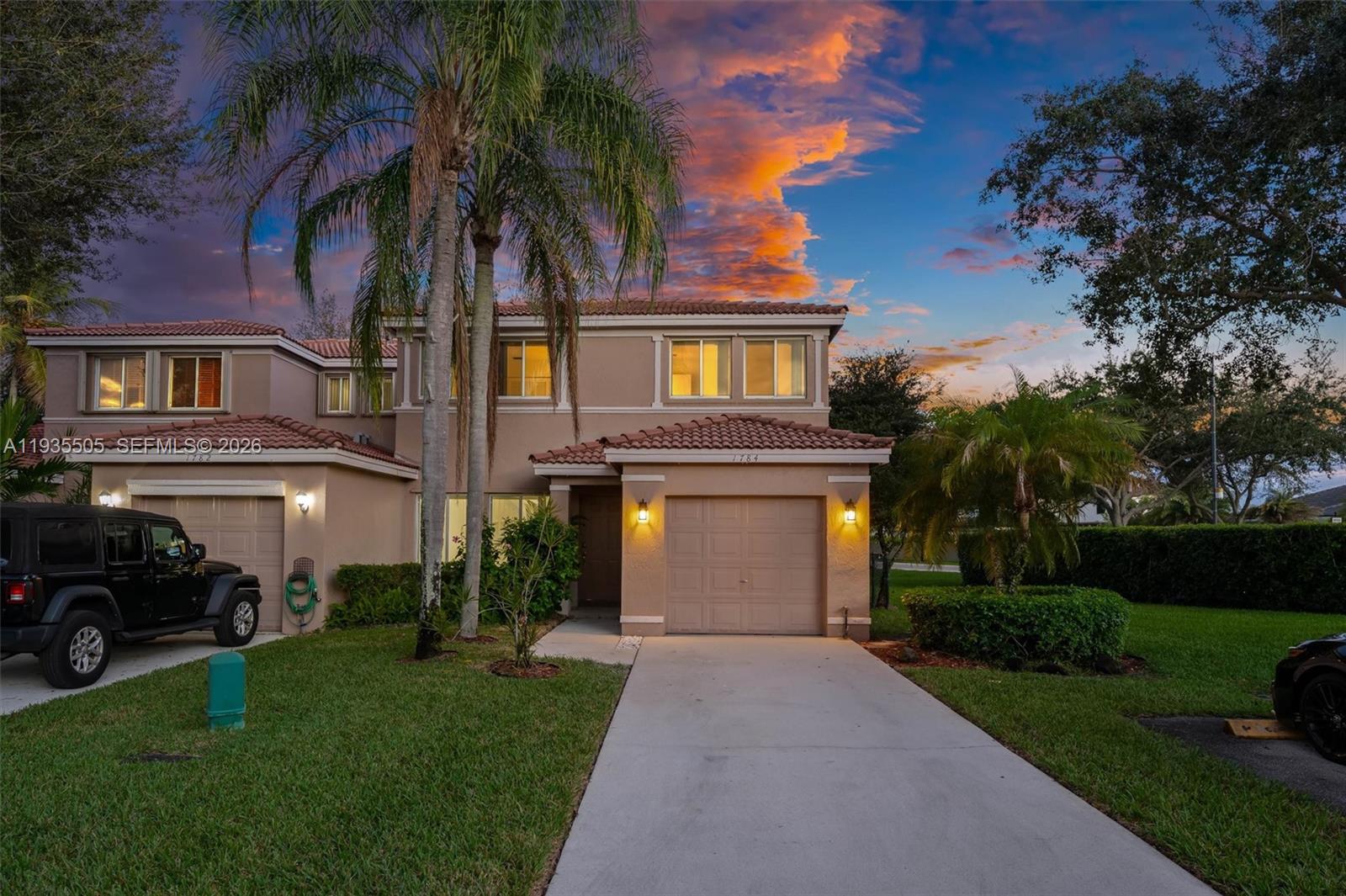 1784 SW 110th Ter, Davie FL 33324