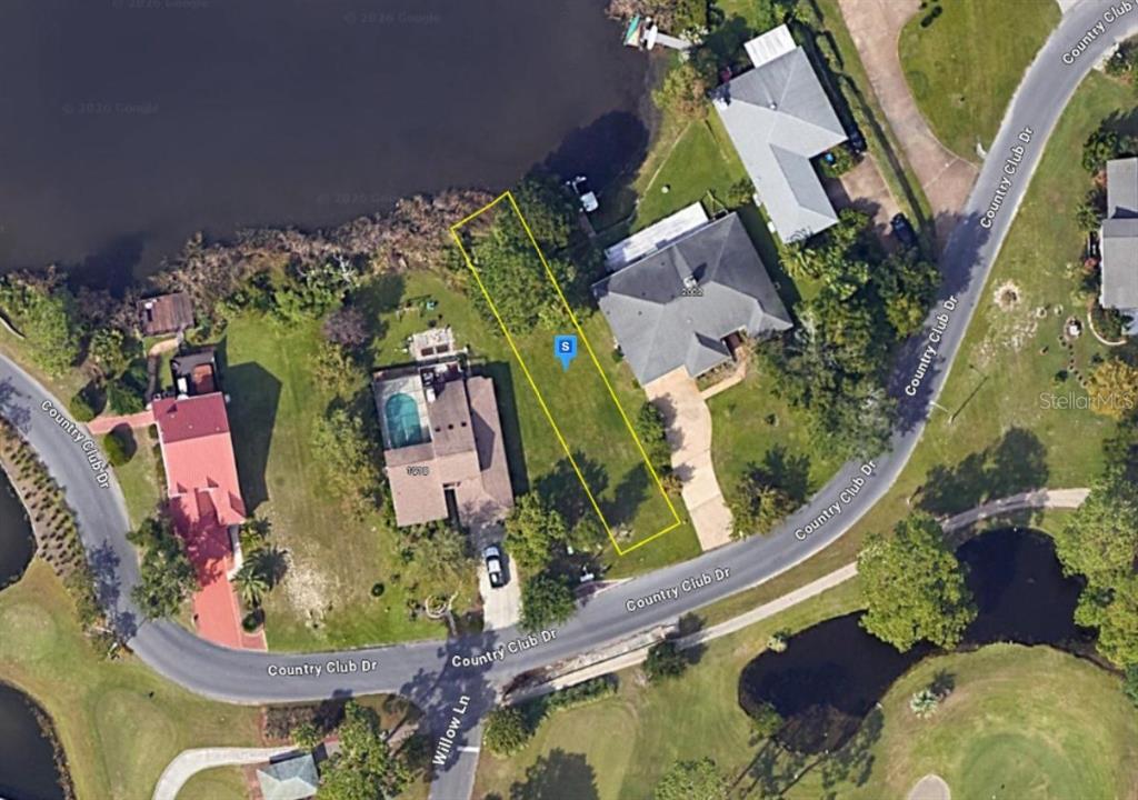 1990 COUNTRY CLUB DRIVE