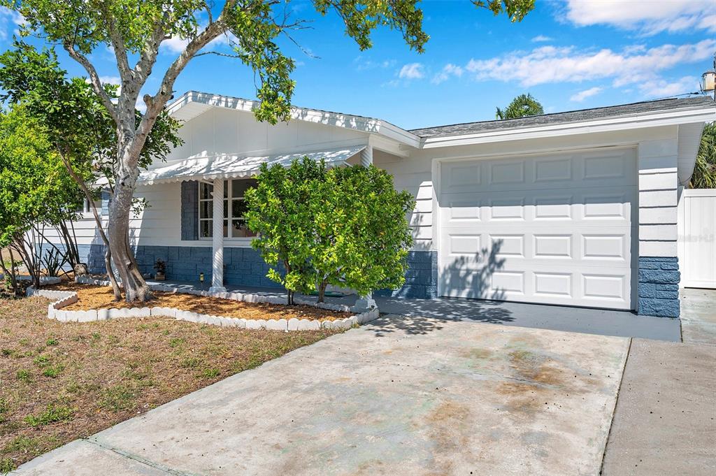 3624 HENDRIX STREET