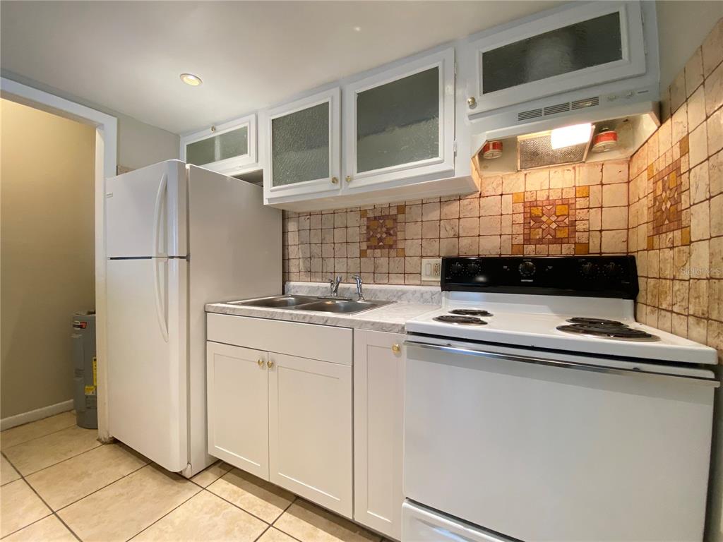 5107 CURRY FORD ROAD UNIT 2, ORLANDO, FL — photo 3 of 13