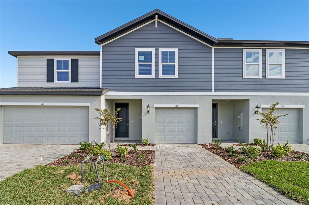 705 SPARTINA WAY