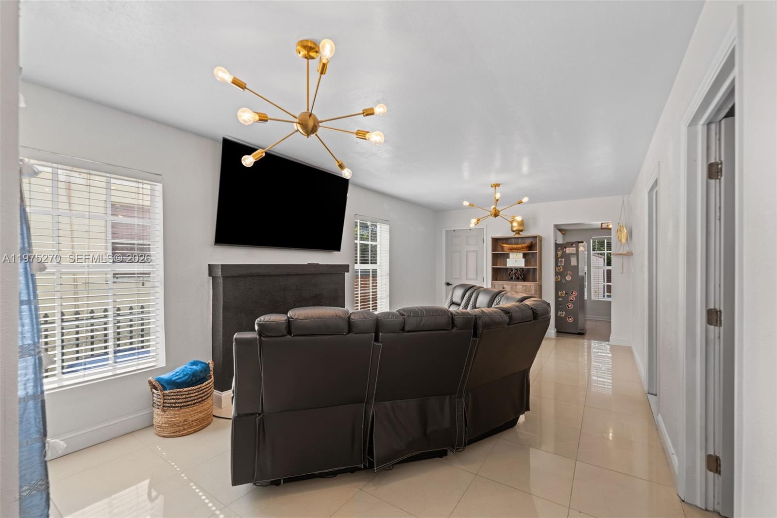 3151 NW 59th St, Miami FL 33142