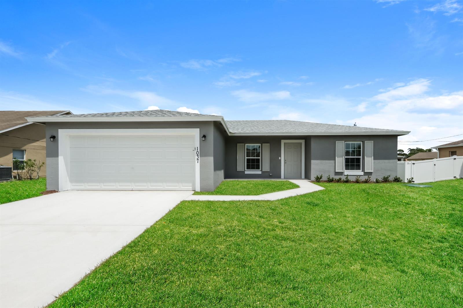 1037 SW SUDDER Avenue, Port St. Lucie FL 34953
