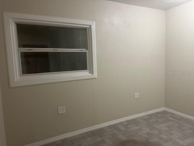 2410 E 92 HIGHWAY, PLANT CITY, FL — photo 4 of 10