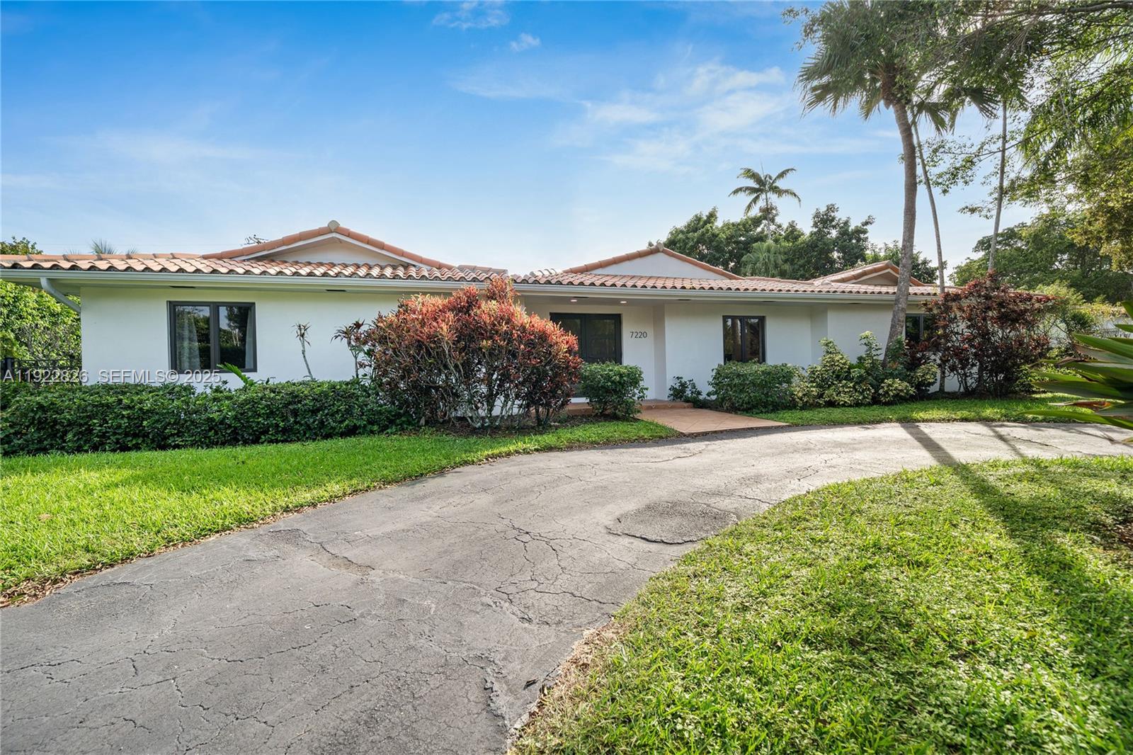 7220 SW 107th Ter, Pinecrest FL 33156