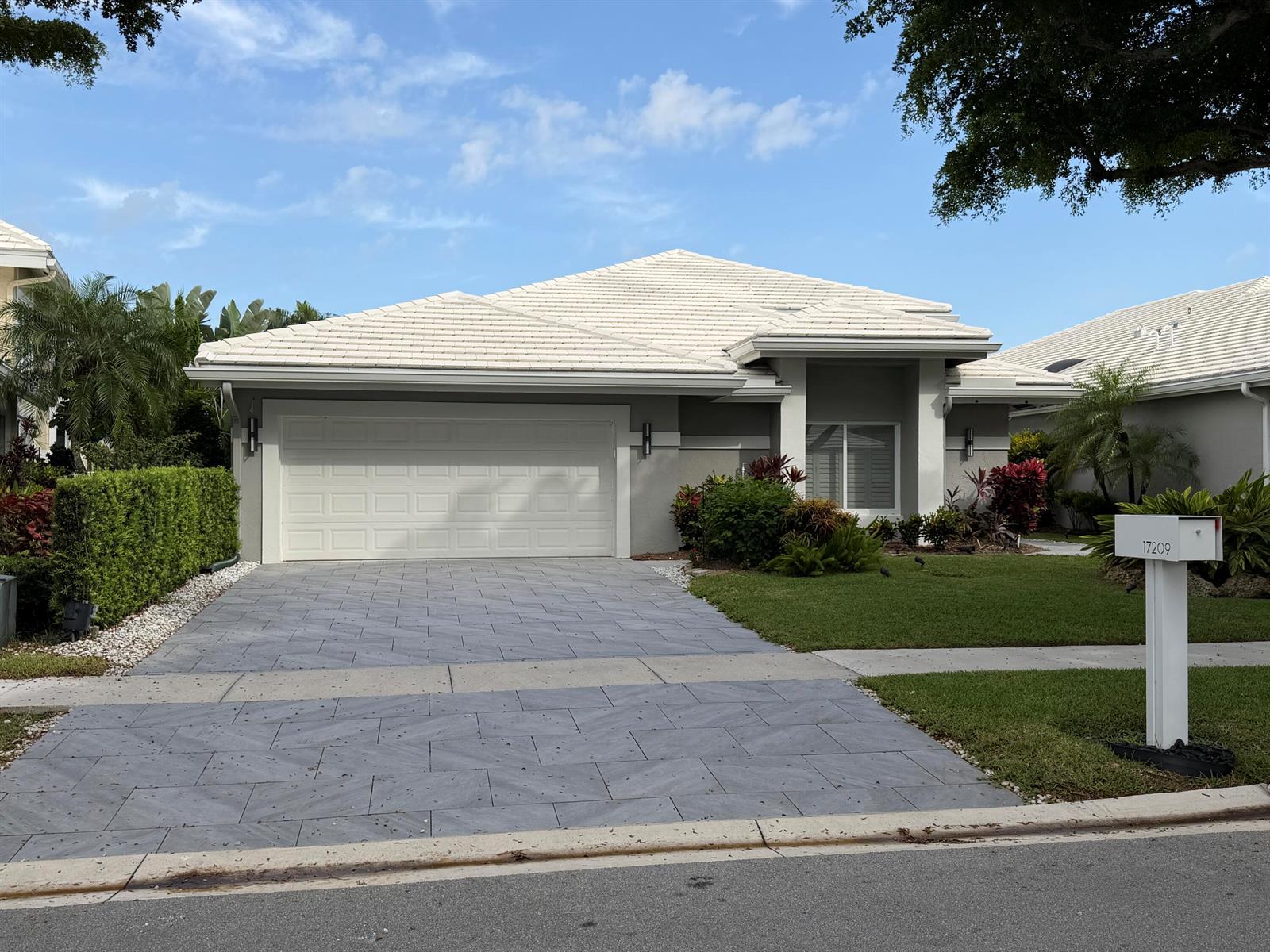 17209 HUNTINGTON PARK Way, Boca Raton FL 33496