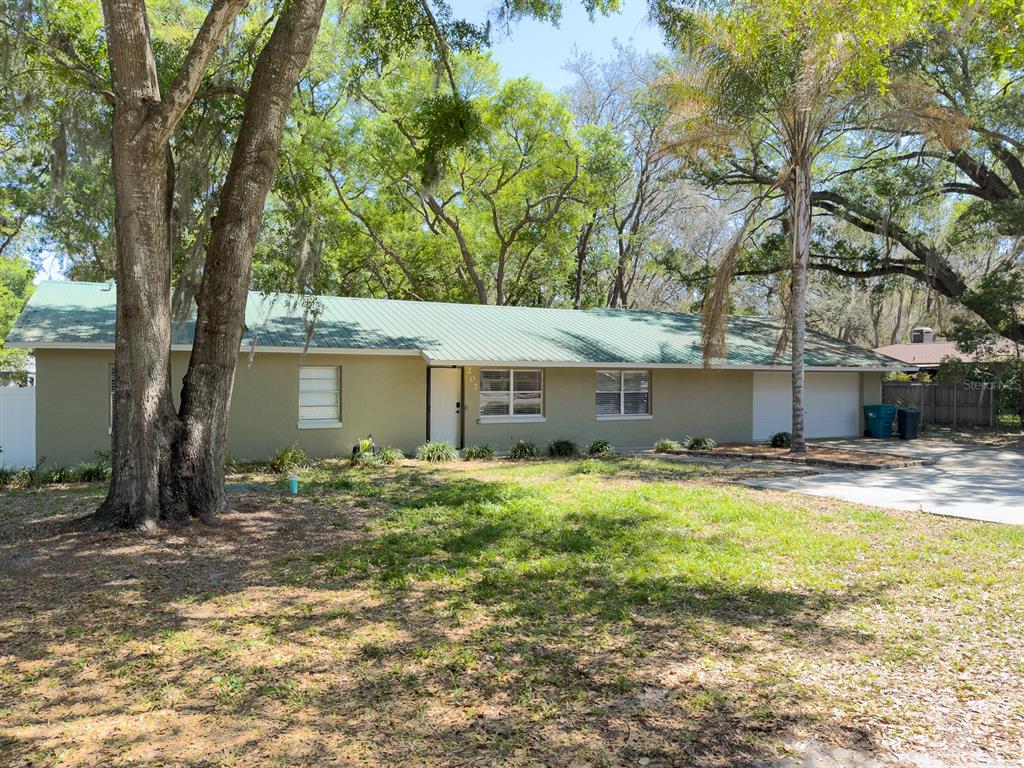 207 MANDARIN LN, FRUITLAND PARK, FL — photo 2 of 30