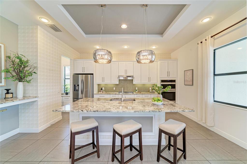 826 HONEYFLOWER LOOP, BRADENTON, FL — photo 3 of 30