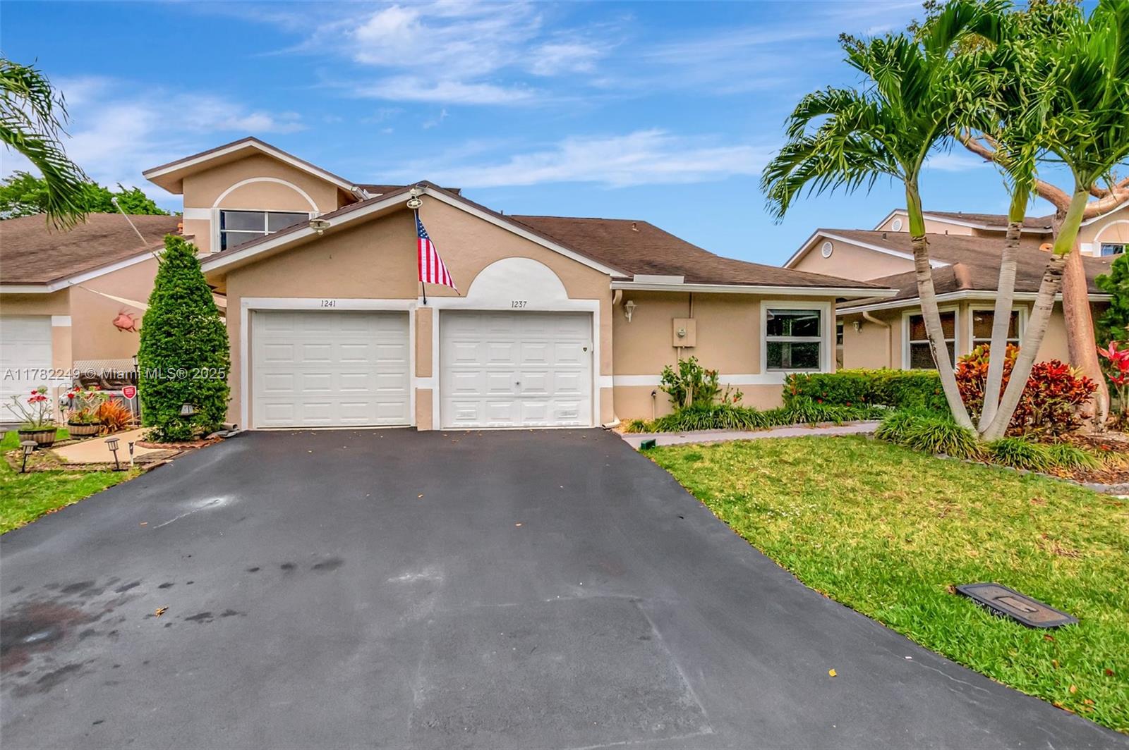 1237 NW 52nd Way, Deerfield Beach FL 33442