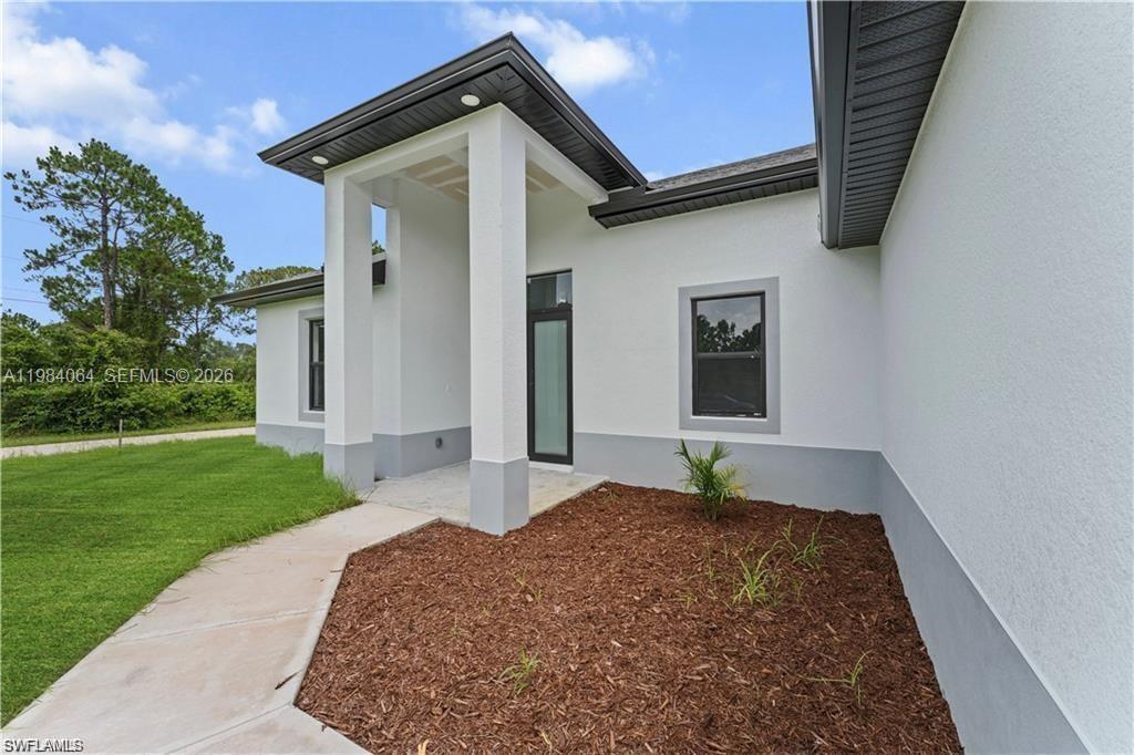 1210 CLAYTON, Lehigh Acres FL 33972