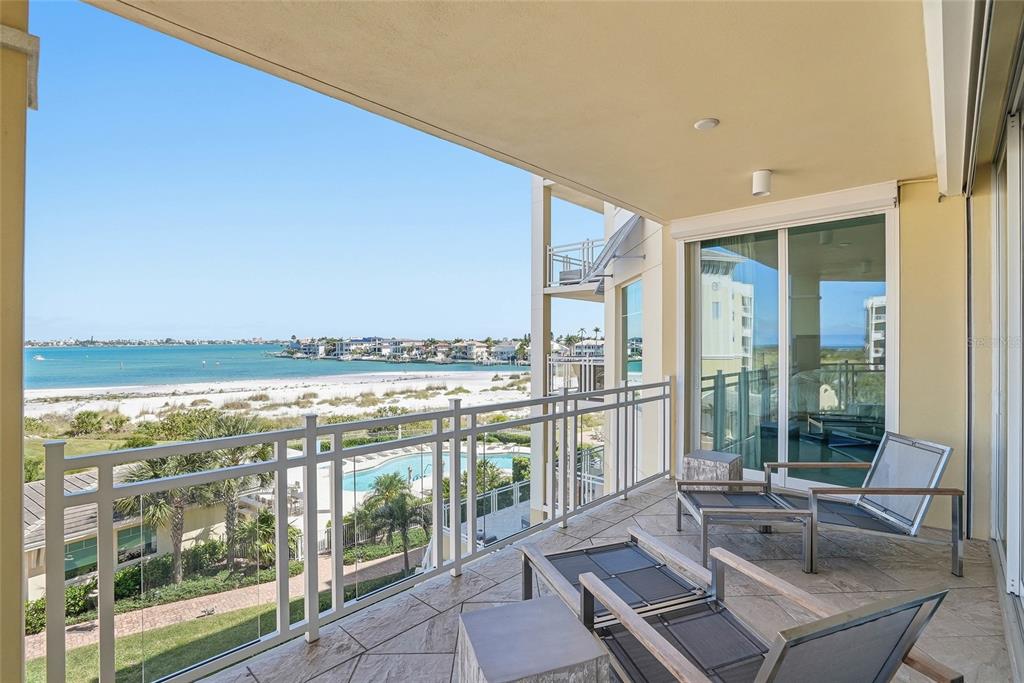 650 COLLANY ROAD UNIT 401