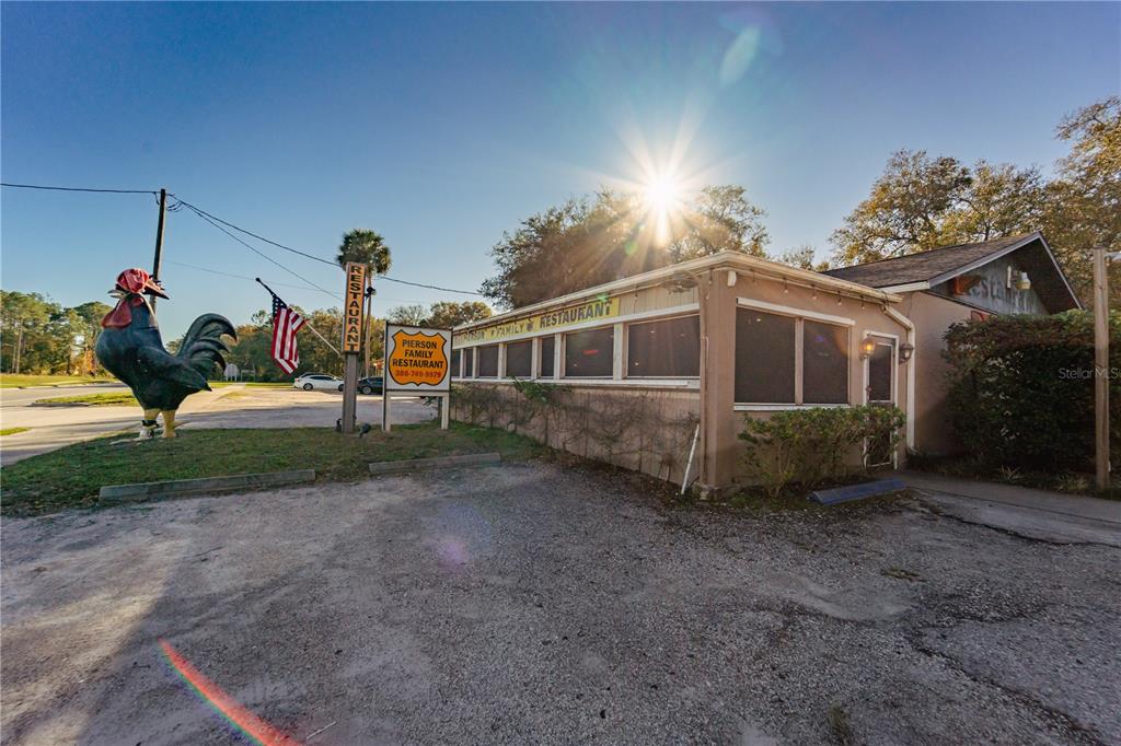 302 S CENTER STREET, PIERSON, FL — photo 2 of 30