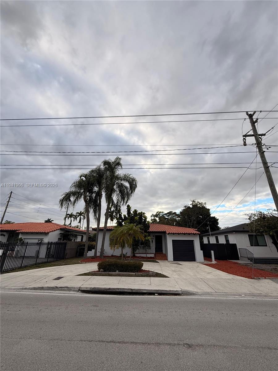 2426 SW 17th Ave, Miami FL 33145