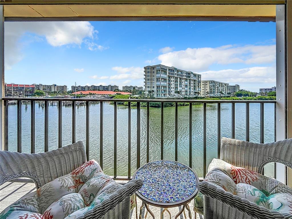 7930 SUN ISLAND DRIVE S UNIT 305