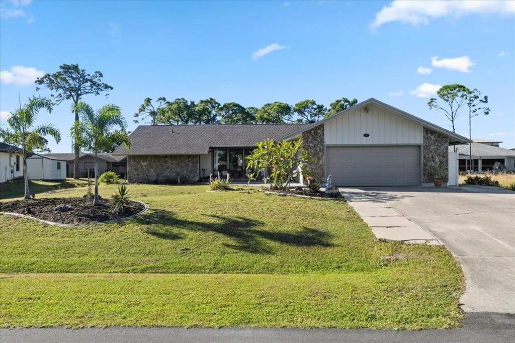 1041 SCHOONER LANE