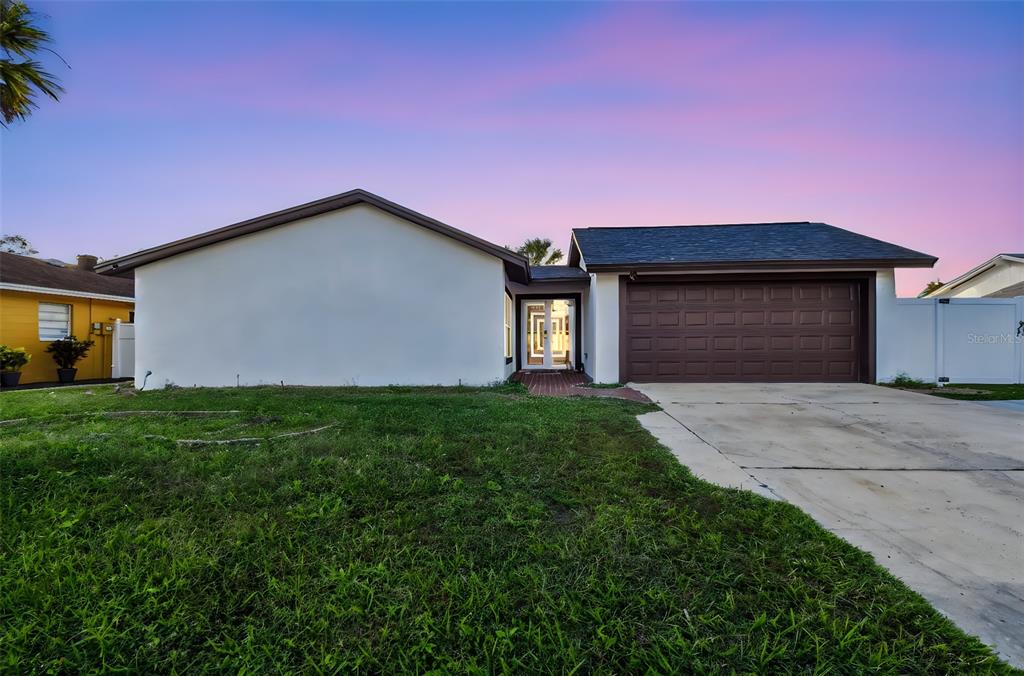 7204 BRANCHWOOD COURT