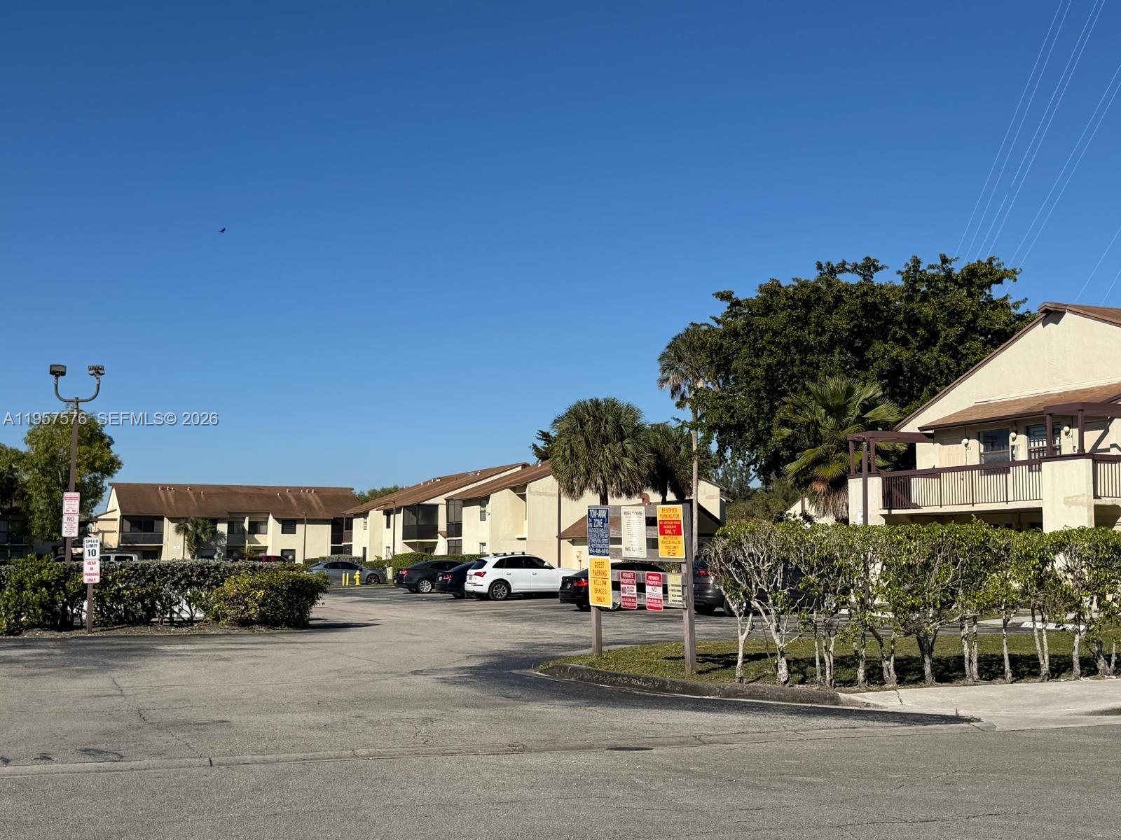 465 NW 210th St # 103, Miami Gardens FL 33169