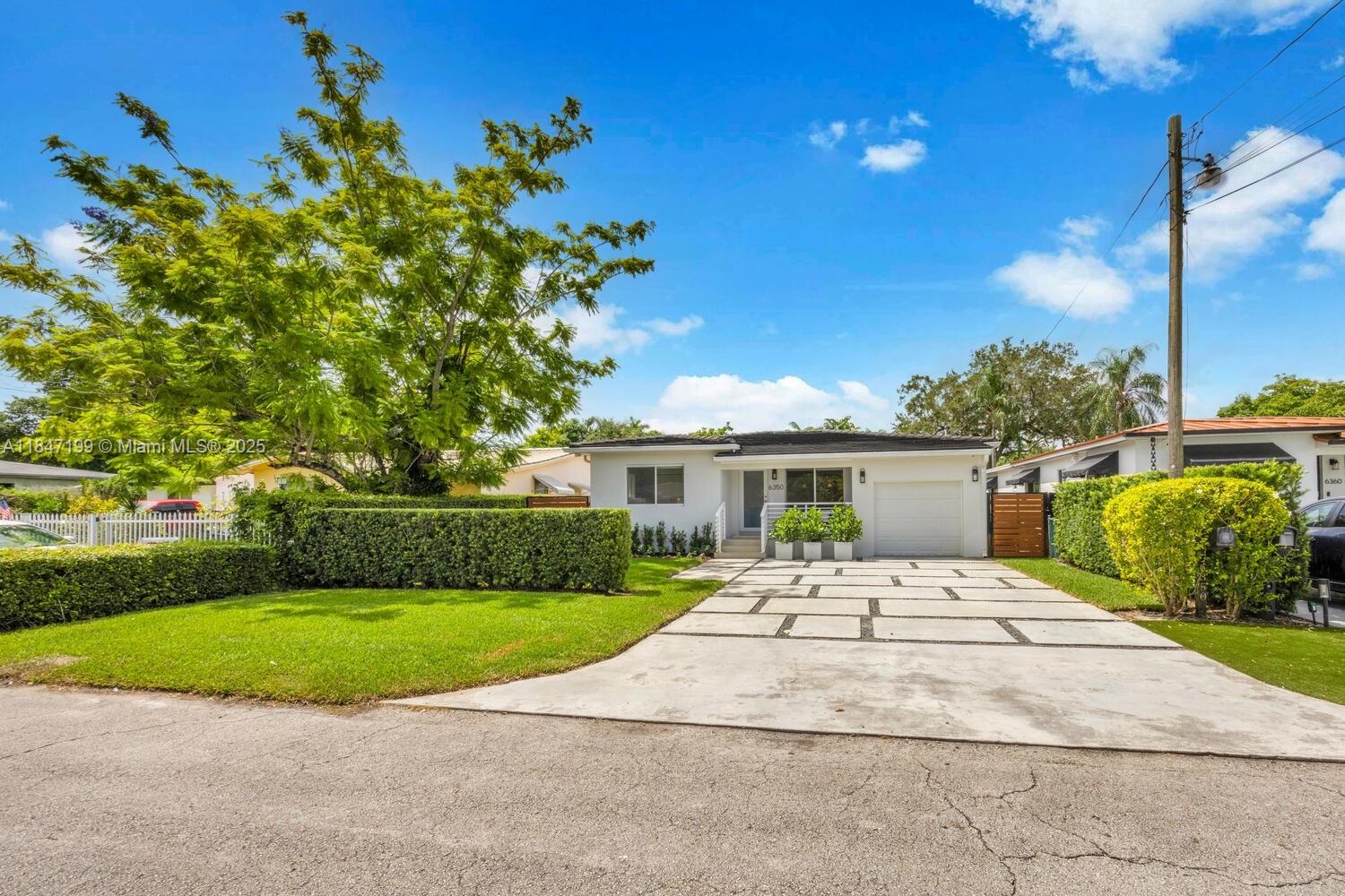 6350 SW 27th St, Miami FL 33155
