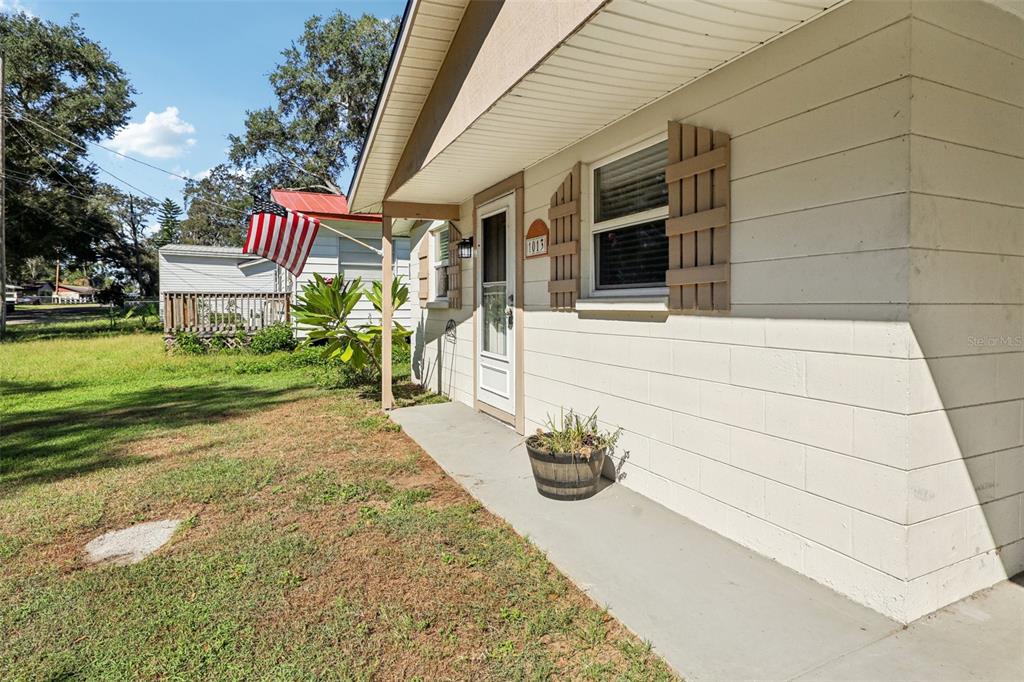 1013 OAKHILL STREET, SEFFNER, FL — photo 5 of 30